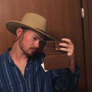 Meet your Posher, Blaine